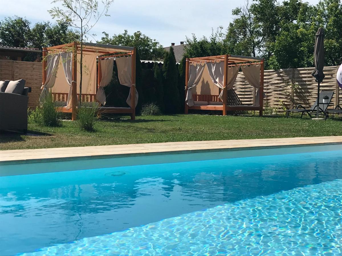 Villa Aruba & Private Spa Suites Keszthely Εξωτερικό φωτογραφία