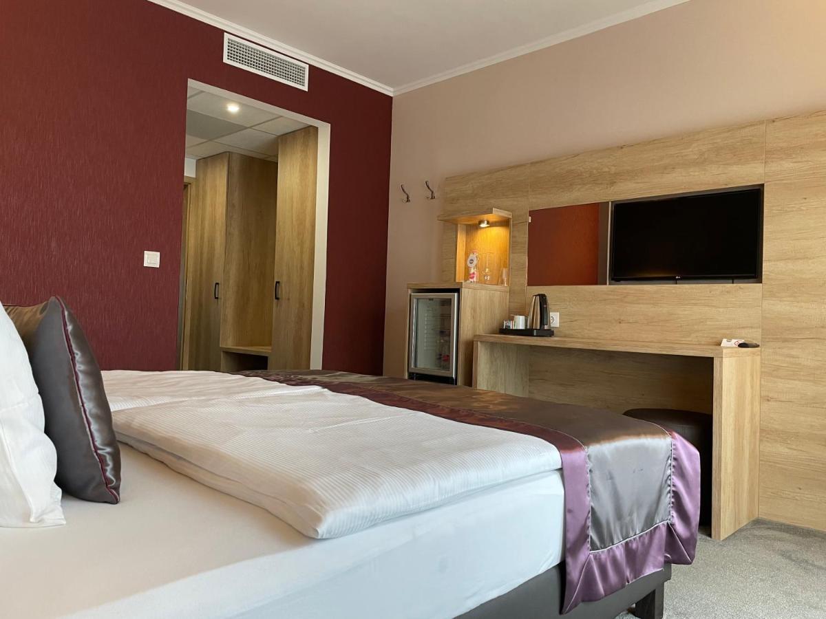 Villa Aruba & Private Spa Suites Keszthely Εξωτερικό φωτογραφία