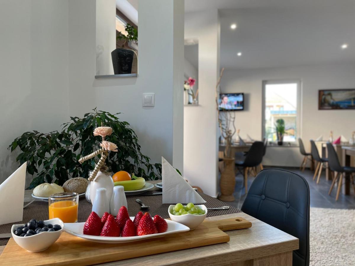 Villa Aruba & Private Spa Suites Keszthely Εξωτερικό φωτογραφία