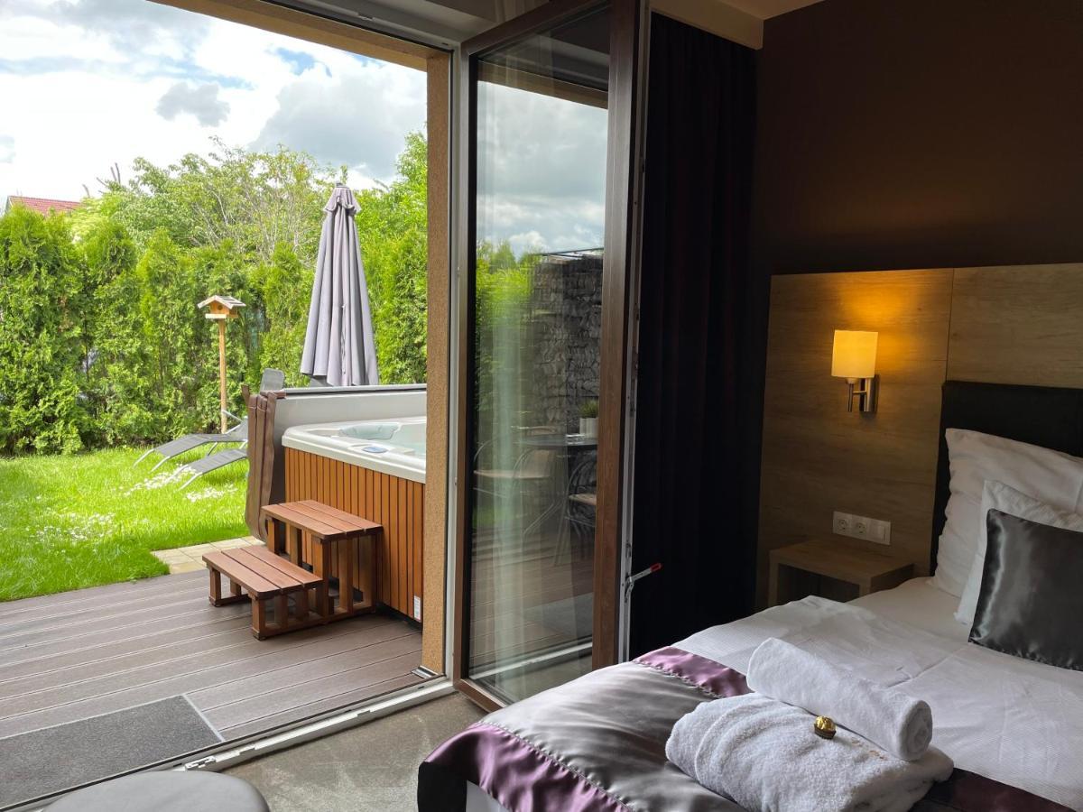 Villa Aruba & Private Spa Suites Keszthely Εξωτερικό φωτογραφία