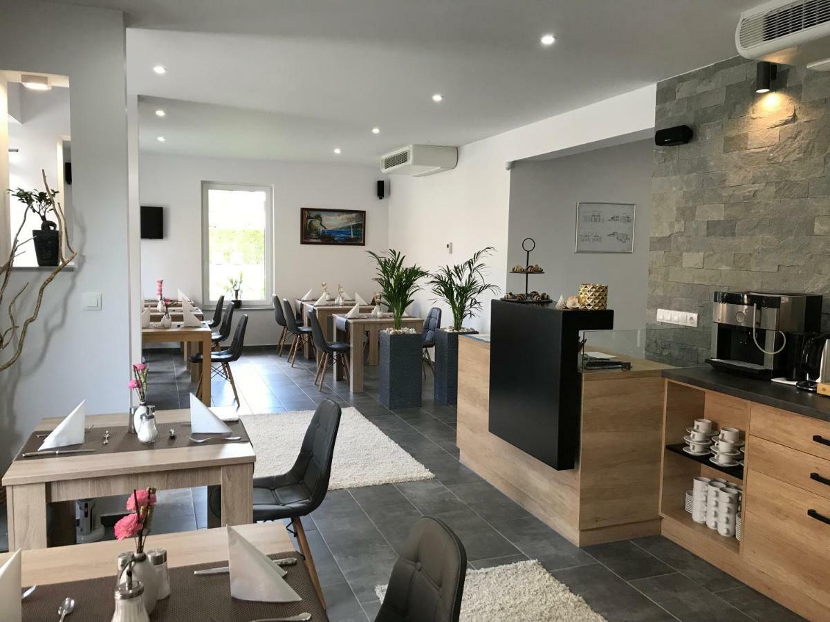 Villa Aruba & Private Spa Suites Keszthely Εξωτερικό φωτογραφία