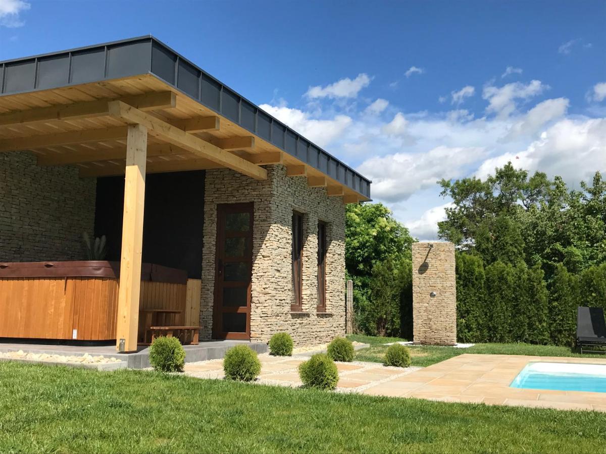 Villa Aruba & Private Spa Suites Keszthely Εξωτερικό φωτογραφία
